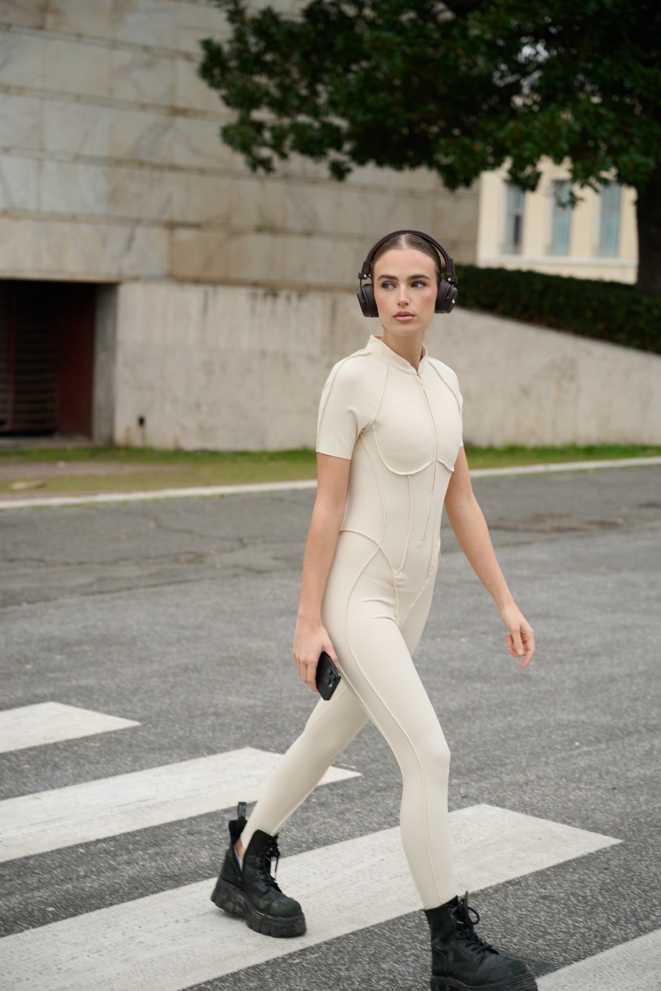 Sculpt Zip Suit Cream